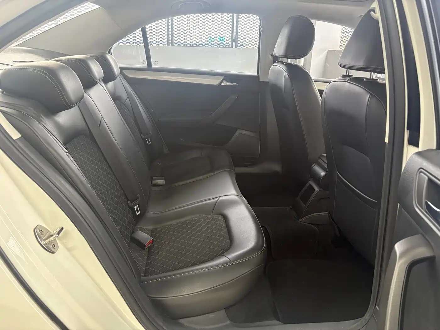 Škoda Rapid 2019 1.5L Automatic Comfort China V фото 6