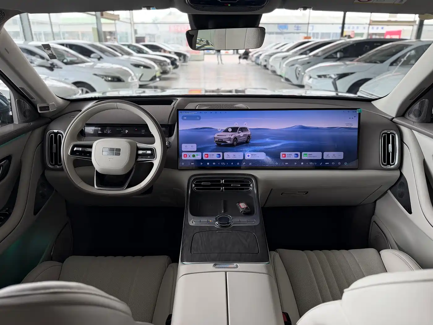 Geely Galaxy Galaxy M9 2025 Model 230km 2WD Explorer+ Edition фото 14