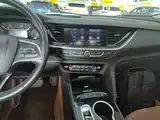 Photo 13 - Buick Regal