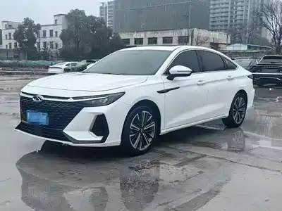 Chery Arrizo 8