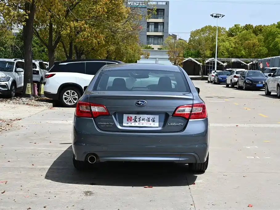 Subaru Legacy 2016 2.5i AWD Trend Edition фото 5