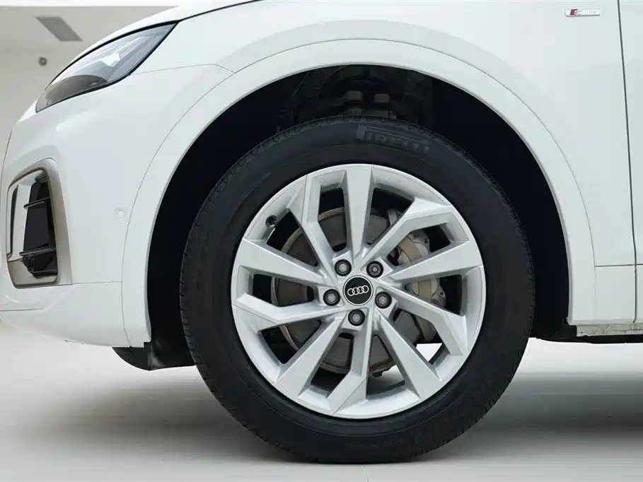 Audi Q5L 2021 40 TFSI Luxury Dynamic фото 15