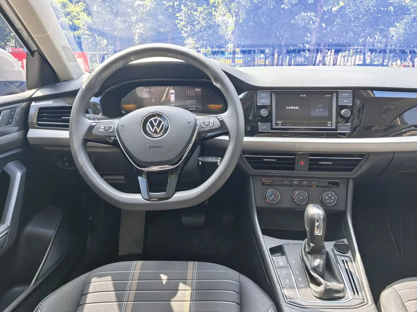 Volkswagen Lavida 2022 280TSI DSG Comfort Edition фото 13