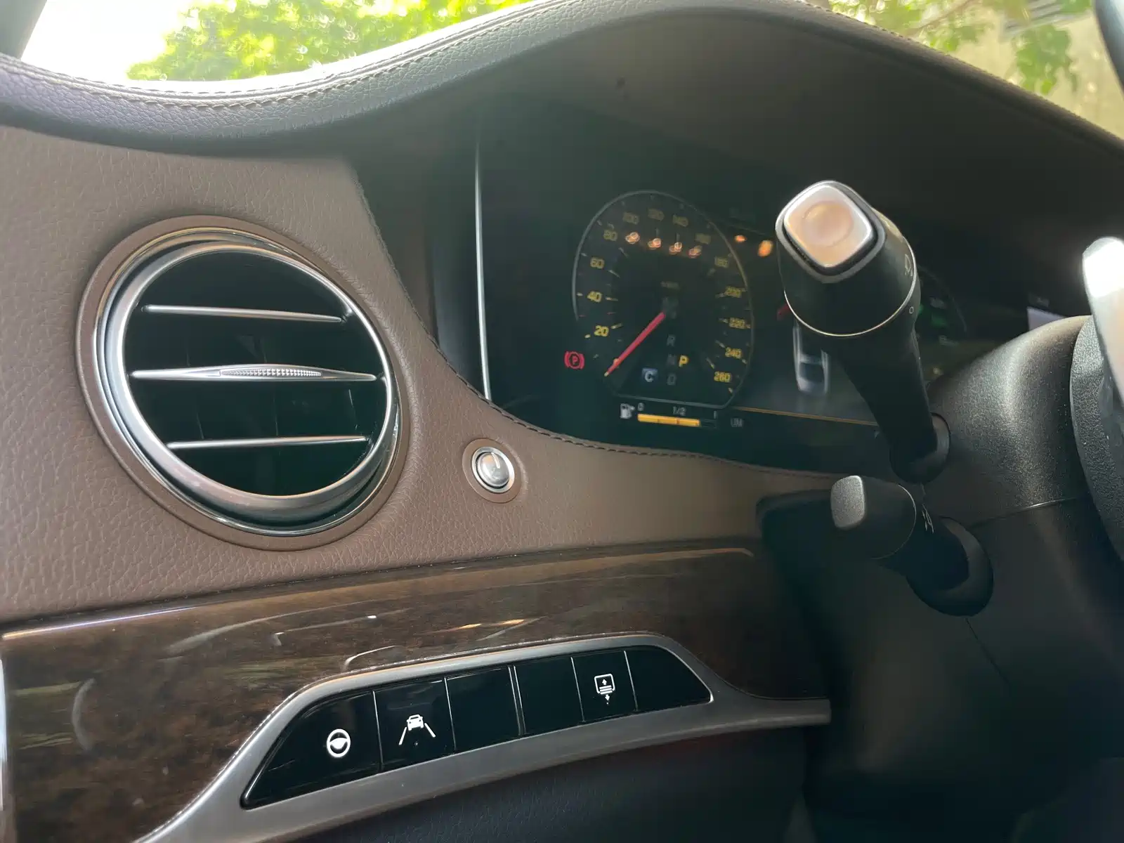 Фото 9 - Mercedes-Benz S-Class