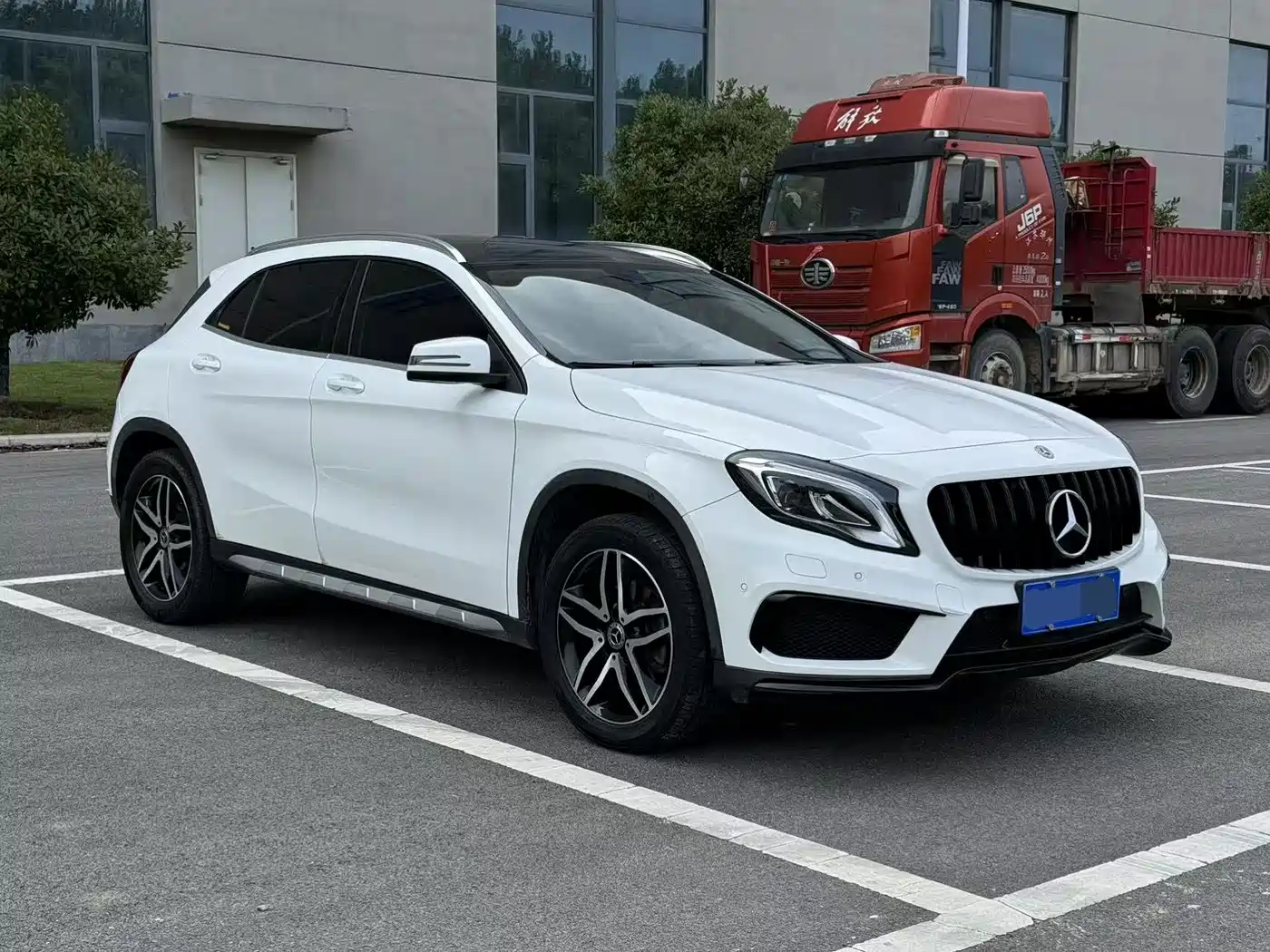 Mercedes-Benz GLA 2017 GLA 200 Fashion фото 3