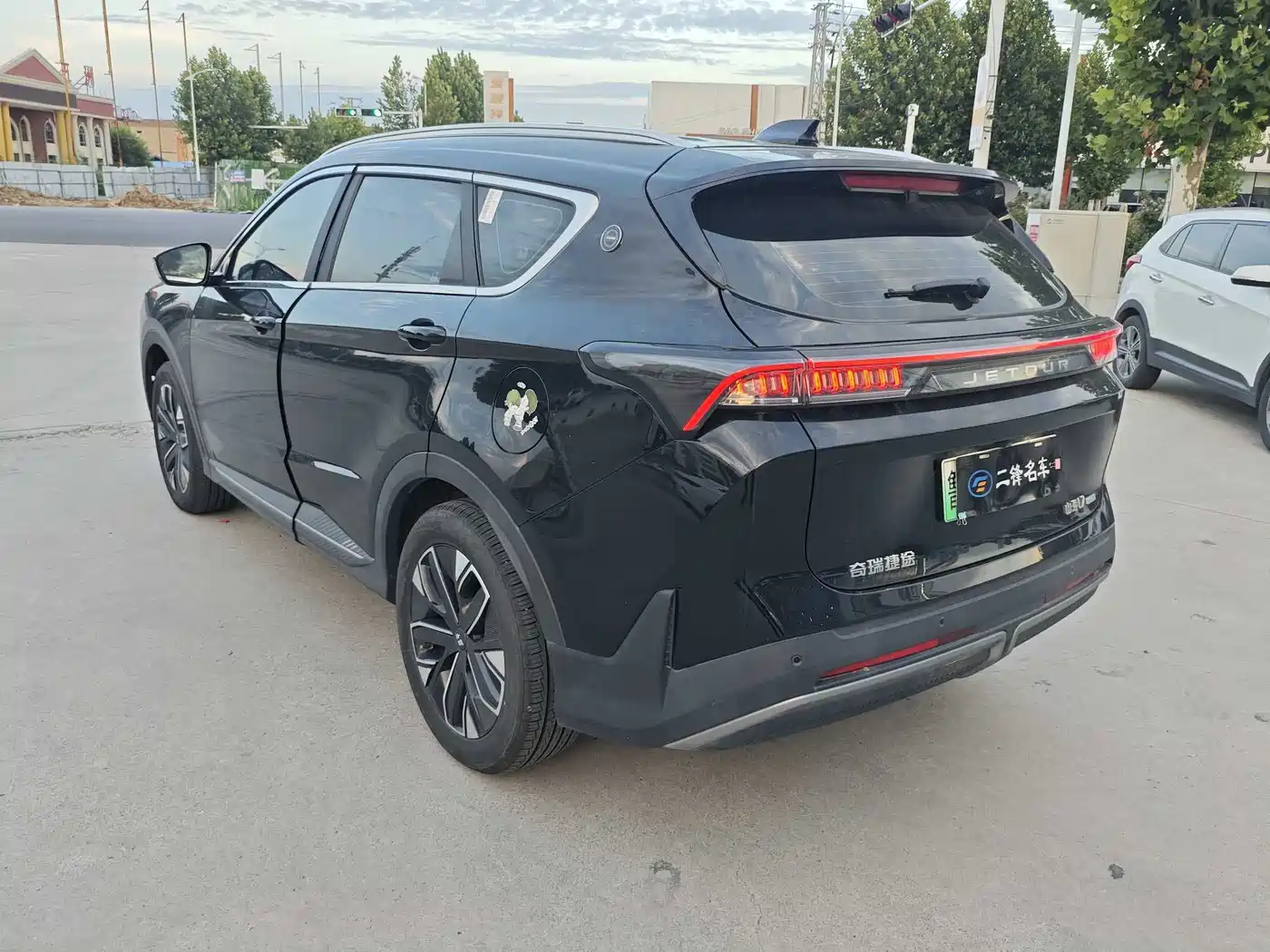 Jetour Shanhai L7 2025 2024 1.5T 120km MAX 5-seater