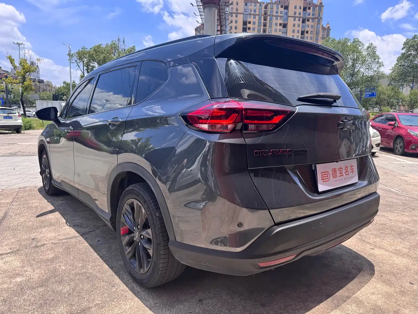 Chevrolet Volando 2019 2018 Redline 530T Auto Premium Edition (5+2 seats) China V
