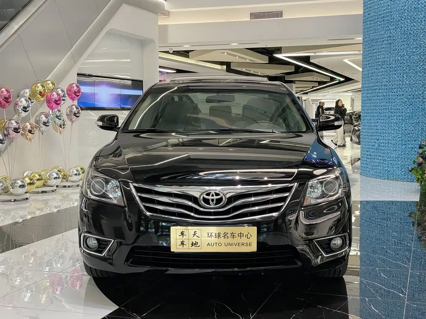 Toyota Camry 2013 200G Classic Luxury Edition фото 2