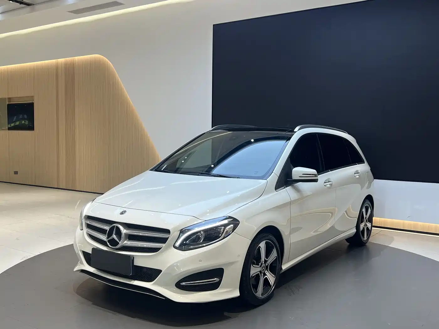 MERCEDES-BENZ B CLASS