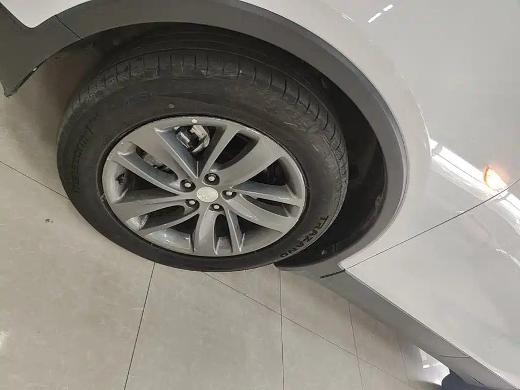 Фото 23 - Buick Encore
