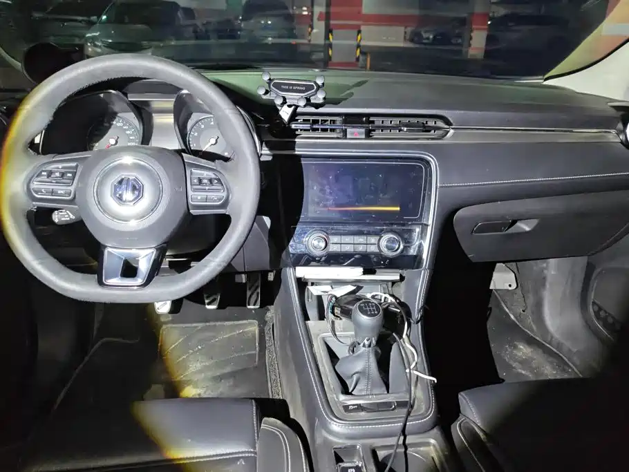MG MG6 2018 2017 20T Manual Luxury Smart Connect Version (China V)