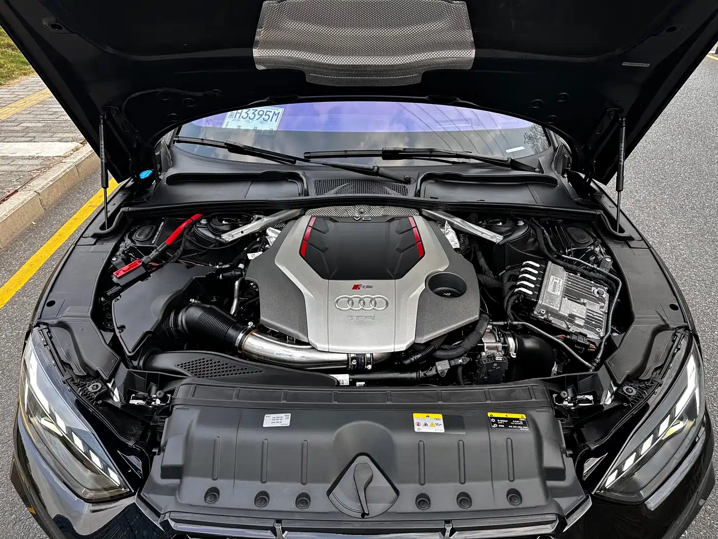 Audi RS 5 2023 Model RS 5 2.9T Sportback Dark Gold Edition фото 22