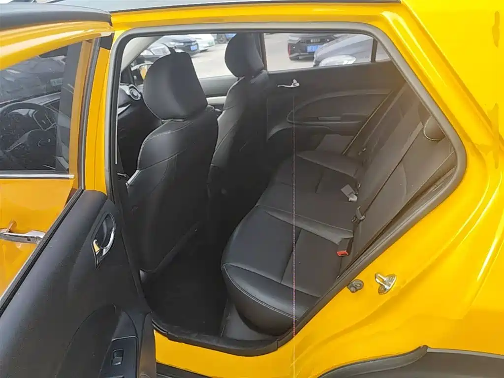 Kia KX1 2019 1.4L Automatic Fun Edition China VI фото 17
