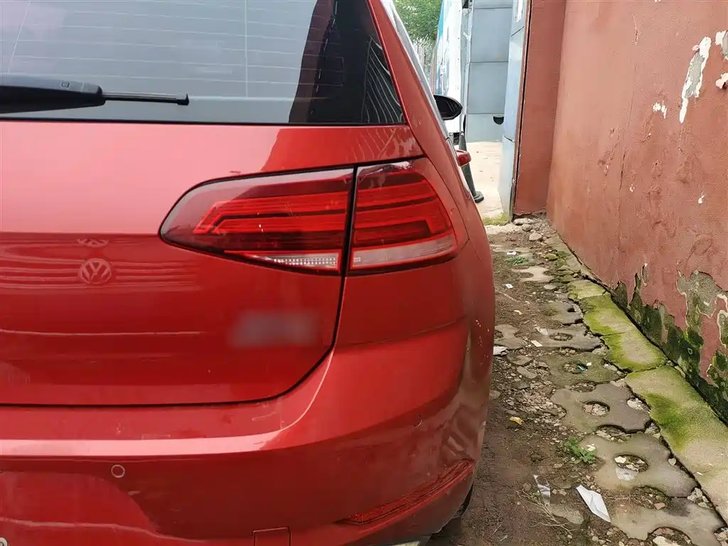 Volkswagen Golf 2018 230TSI Automatic Comfort фото 24