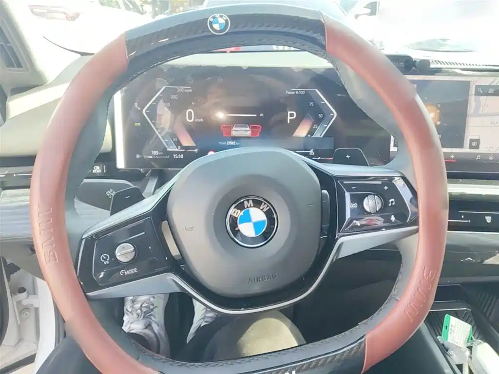 BMW 5 Series 2024 525Li Luxury Package фото 11