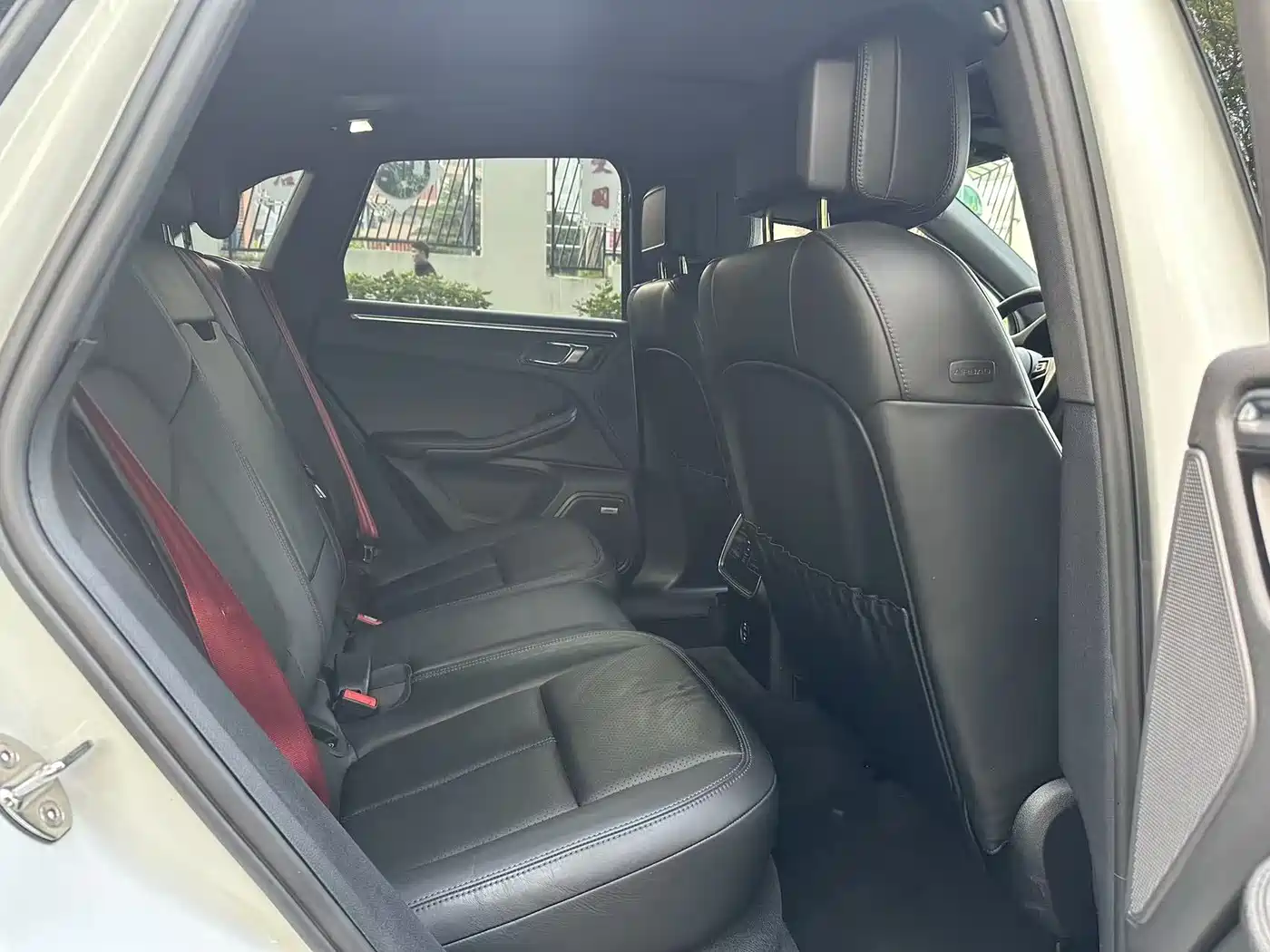 Porsche Macan 2022 Macan 2.0T фото 10