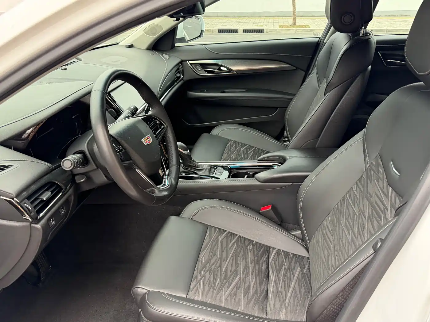 Cadillac ATS-L 2017 28T Technology фото 4