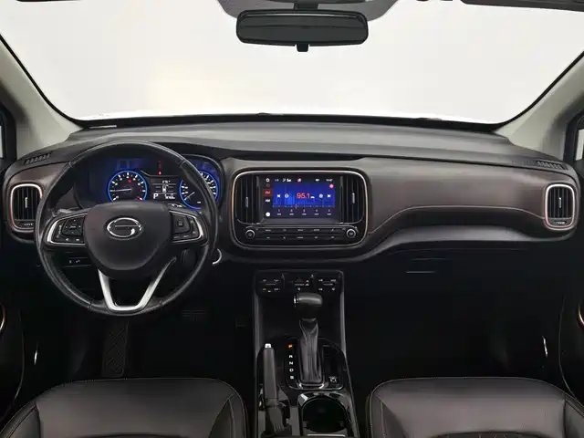 GAC Trumpchi Trumpchi GS3 2019 235T Automatic Elite Edition — фото 5
