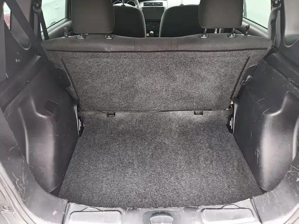 Nissan Livina 2017 2015 1.6XE CVT Comfort Edition