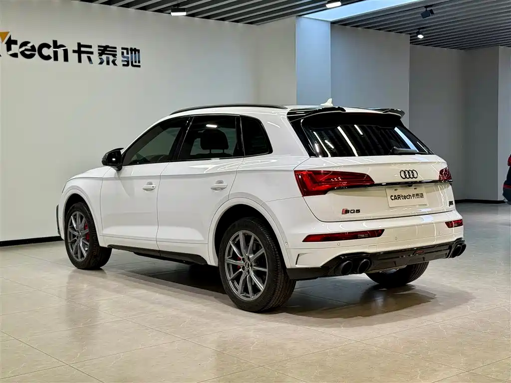 Audi Q5L 2022 45T Premium Dynamic фото 6