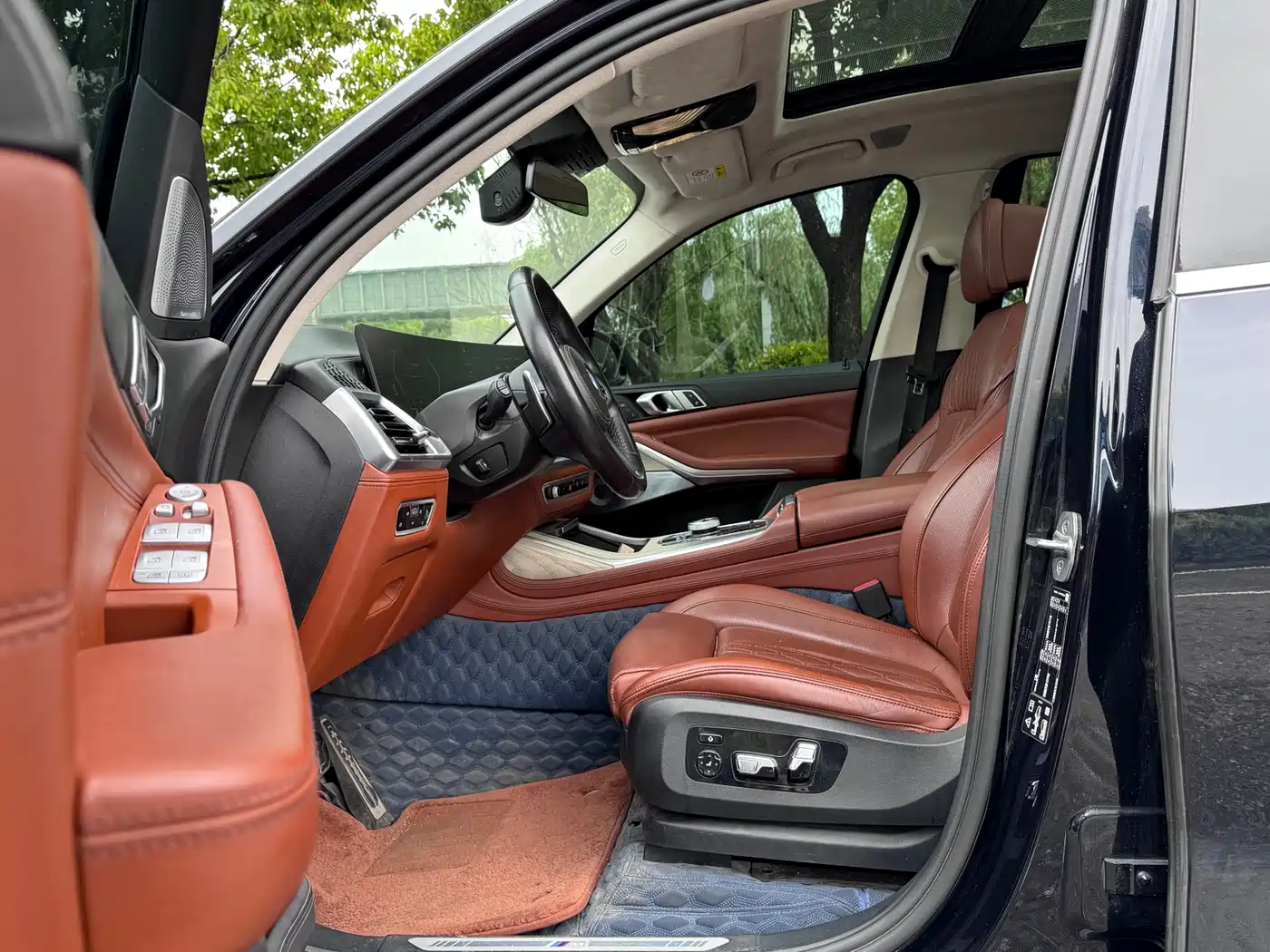 BMW X7 2023 xDrive40i Executive M Sport Package фото 7