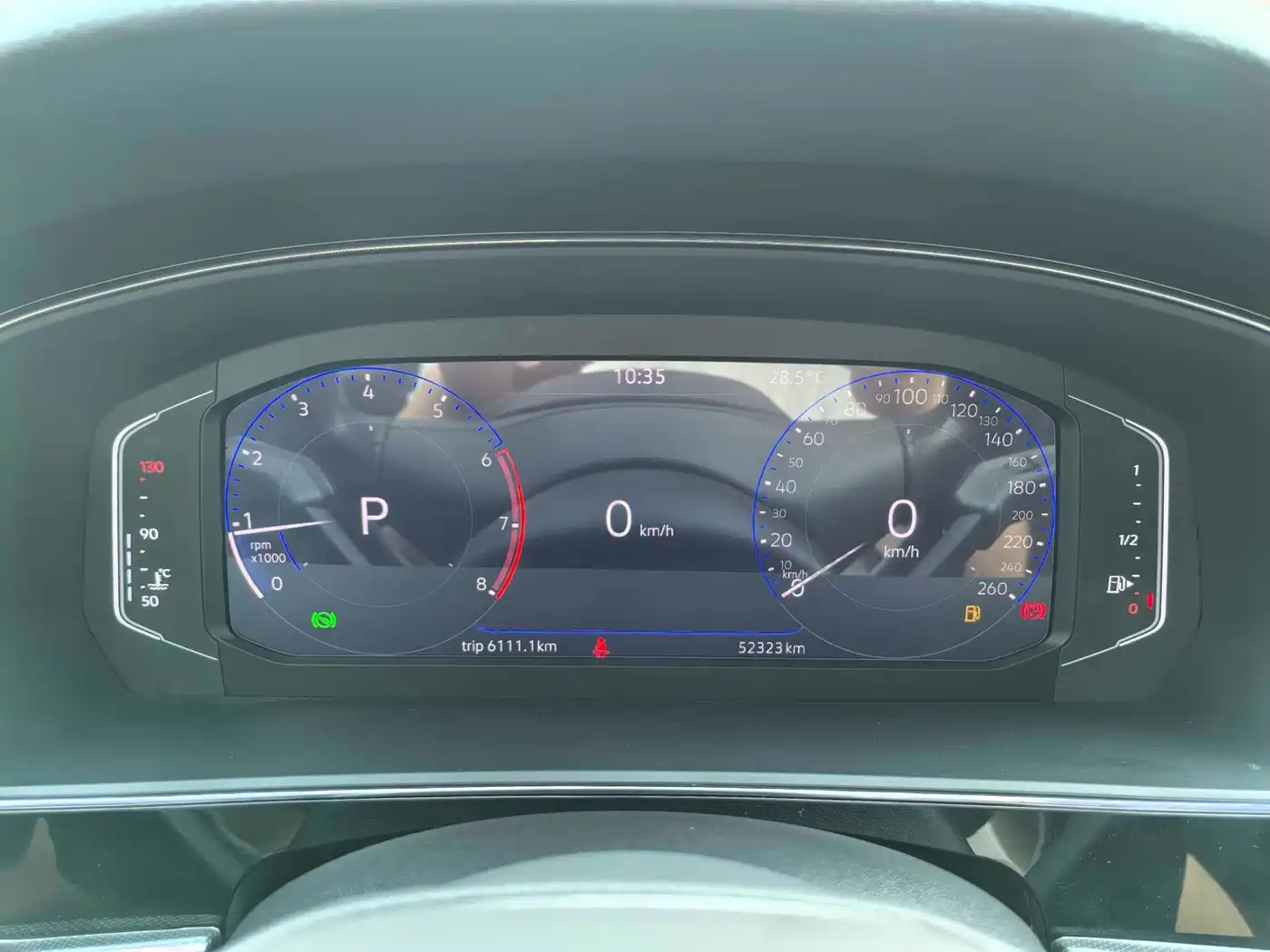 Volkswagen Passat 2022 330TSI Starlight Elite Edition фото 15
