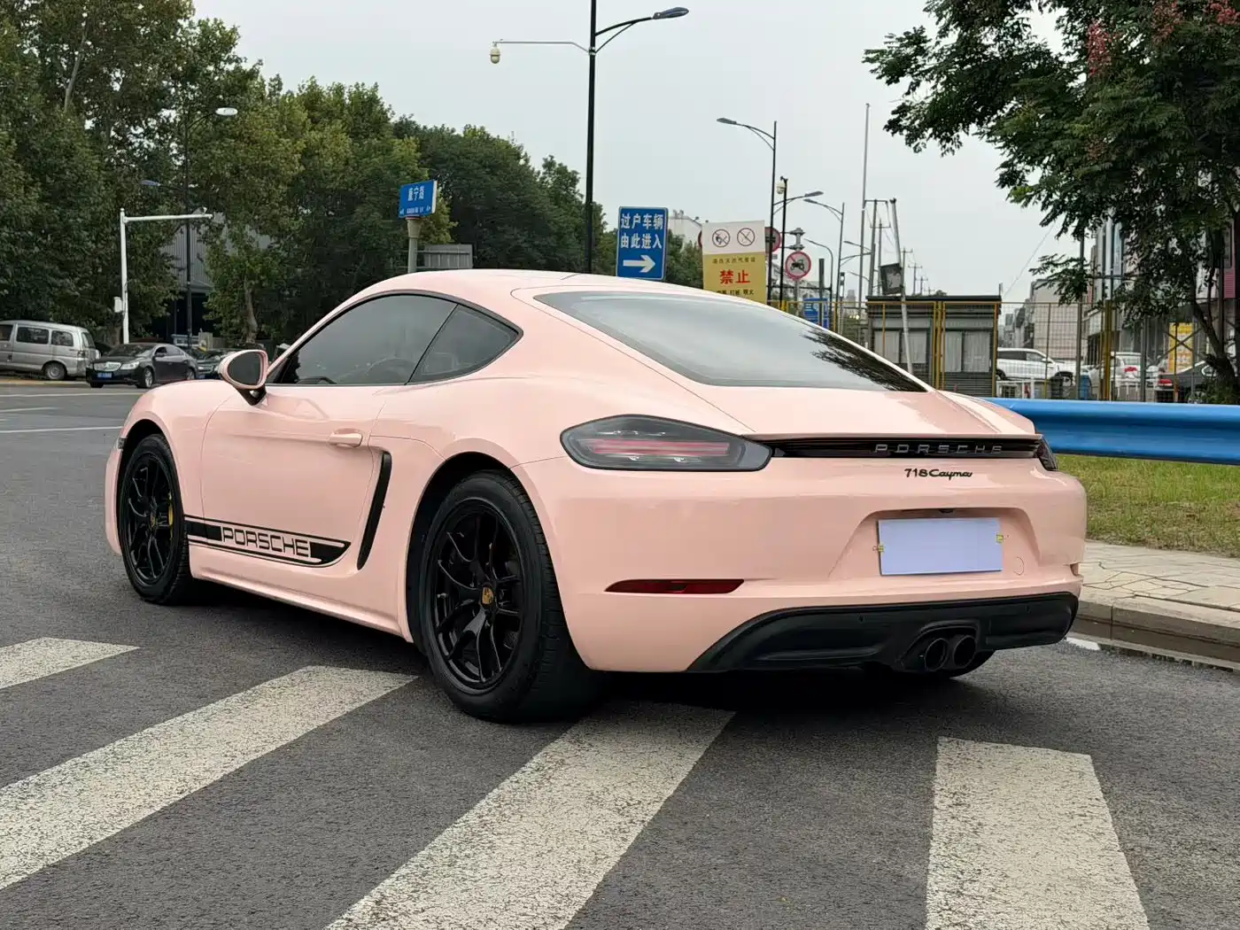 Porsche 718 2017 2016 Cayman 2.0T