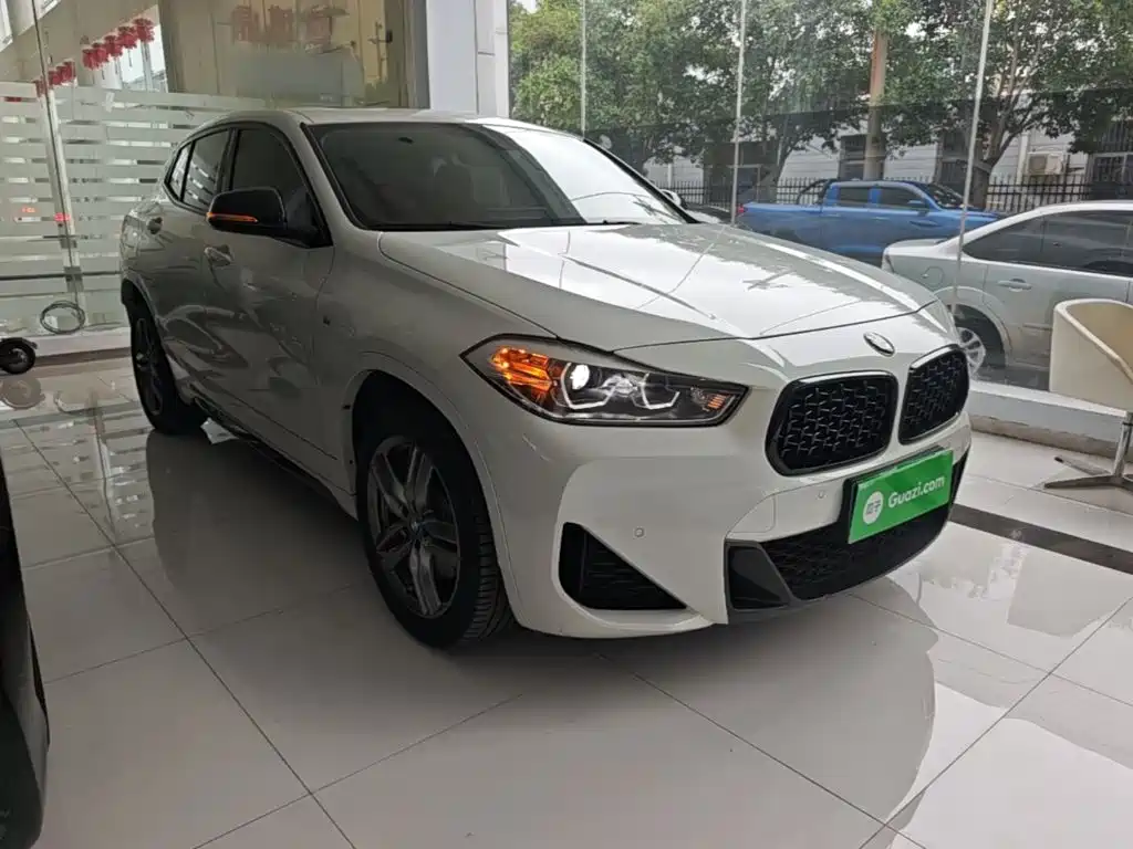 BMW X2 2024 2023 sDrive25i M Sport Shadow Edition