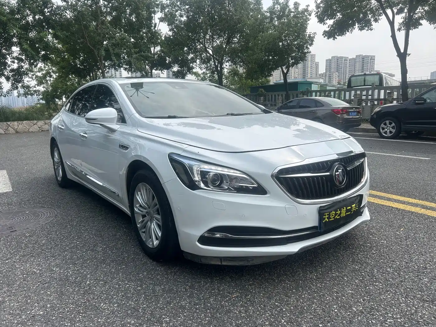Buick LaCrosse 2016 — пригон из Китая