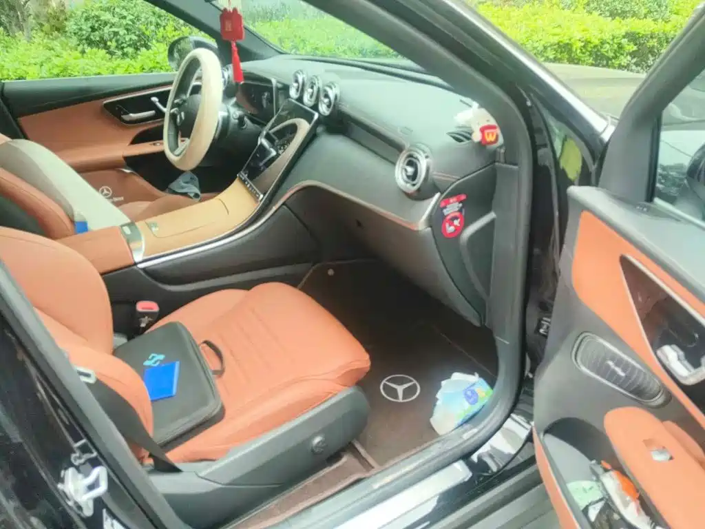 Mercedes-Benz GLC 2025 2025 Model Year GLC 260 L 4MATIC Luxury