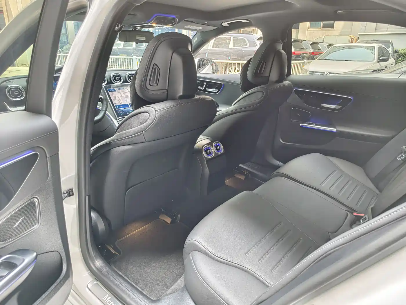 Mercedes-Benz C-Class 2025 Facelift C 260 L Sport Edition фото 12