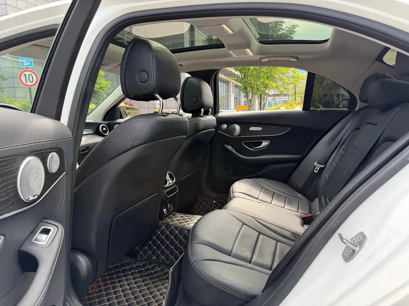 Mercedes-Benz C-Class 2021 C 260 L Sport Starry Exclusive Edition фото 7