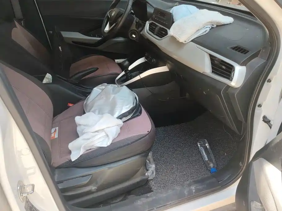 Baojun 510 2021 2021 1.5L Manual Dynamic Edition