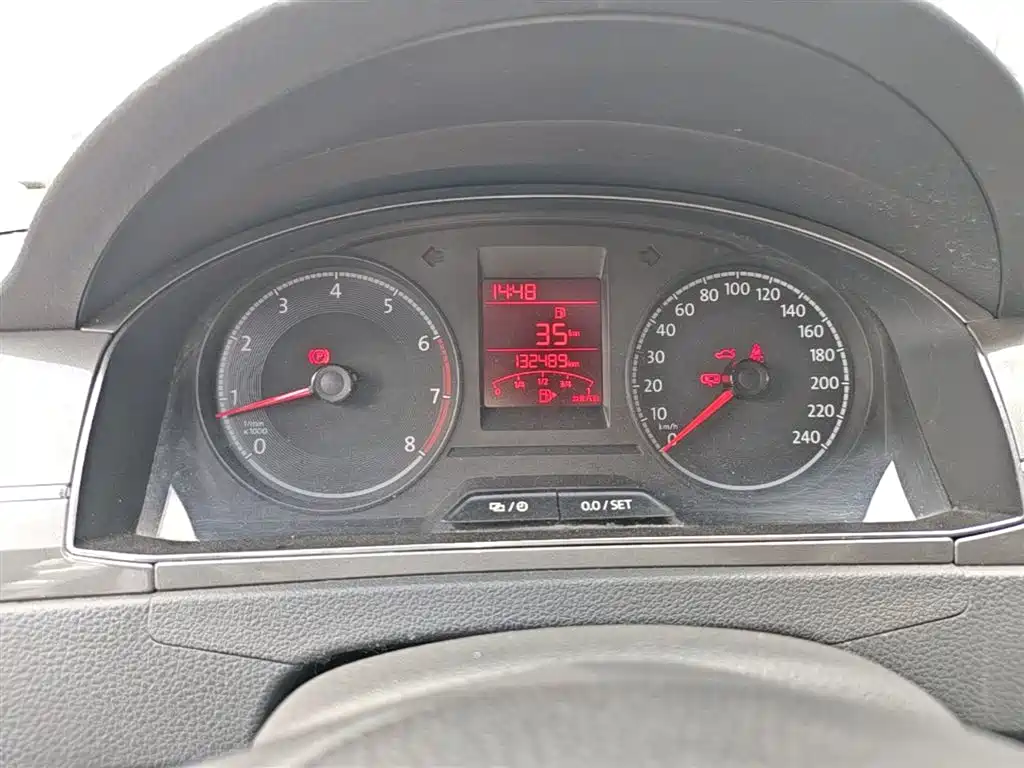 Volkswagen Santana 2017 Gran Santana 1.4L Manual Trendline фото 12
