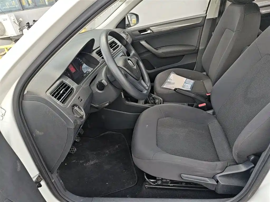 Volkswagen Santana 2017 Gran Santana 1.4L Manual Trendline фото 15