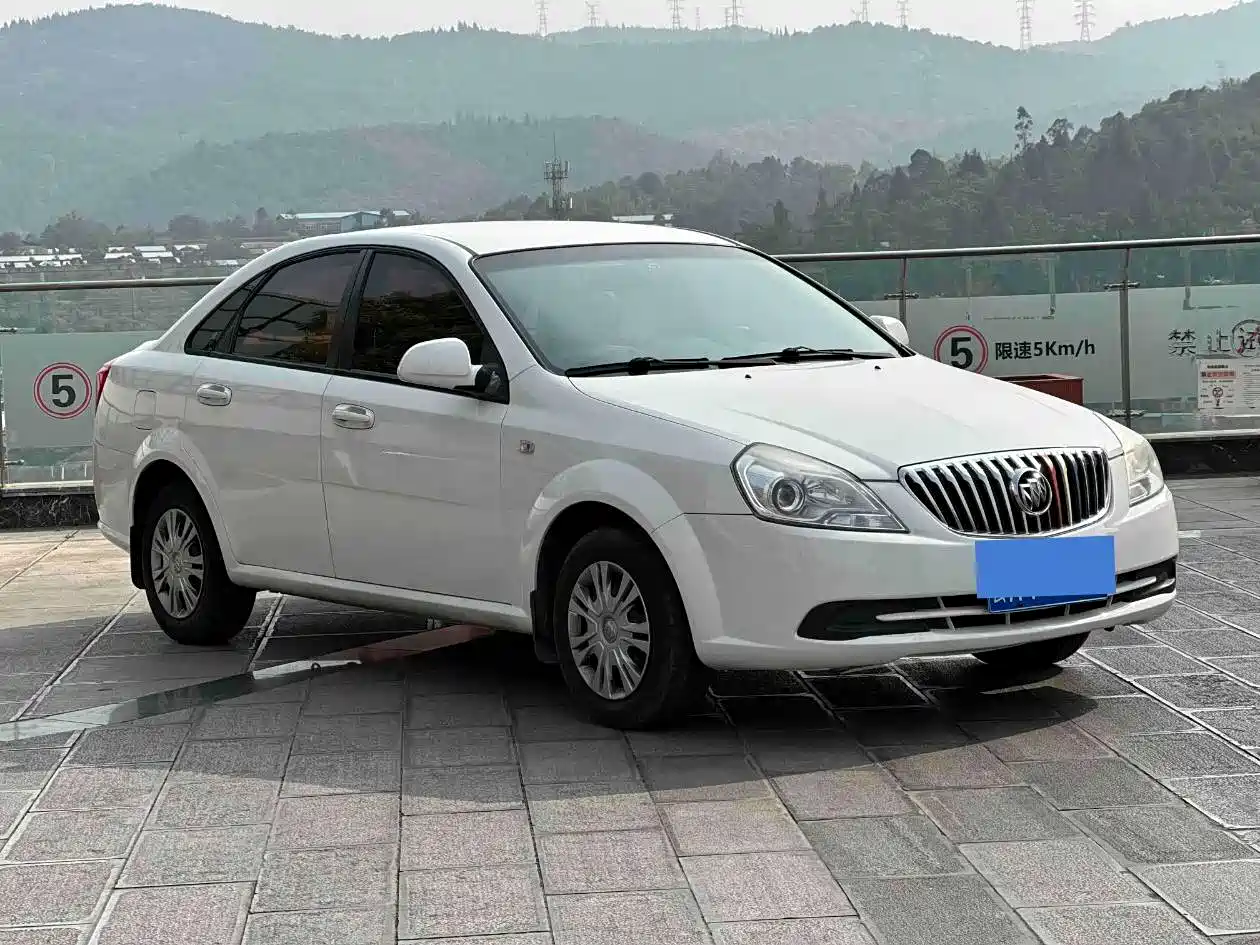 Buick Excelle 2015 1.5L Automatic Classic фото 3