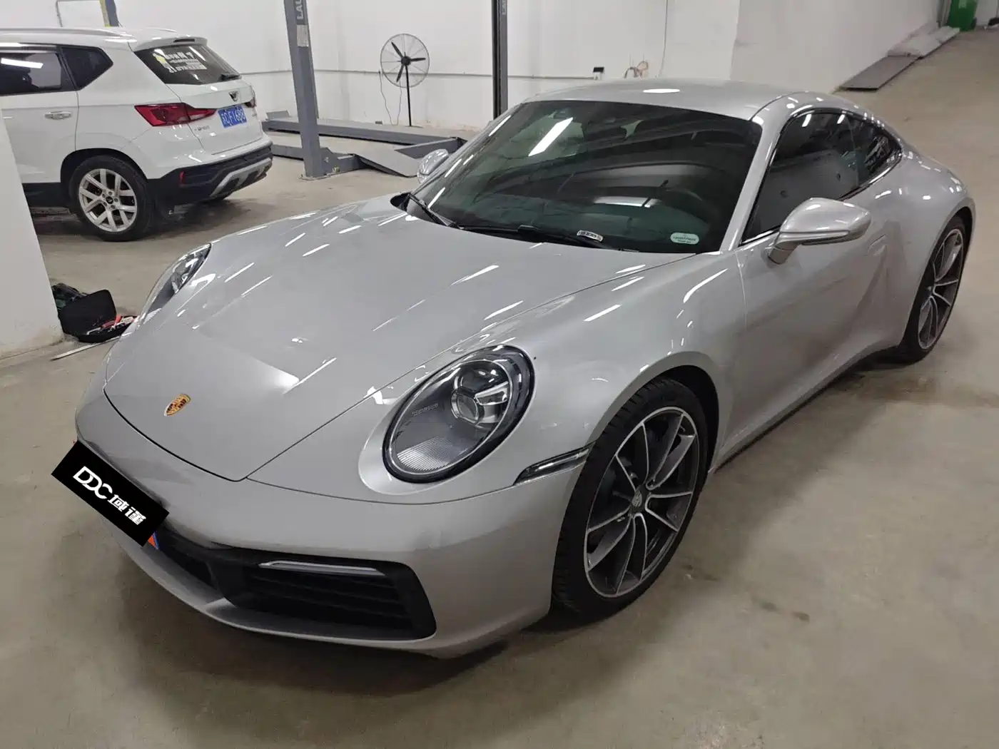 Porsche 911 2023 Carrera 3.0T