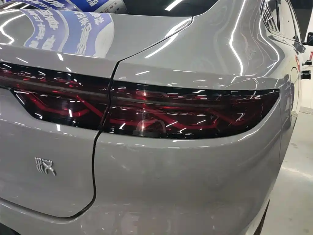 BYD Han 2025 DM-i 125KM Premium фото 8