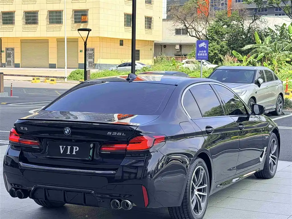 BMW 5 Series New Energy 2022 Facelift 535Le M Sport Package фото 9