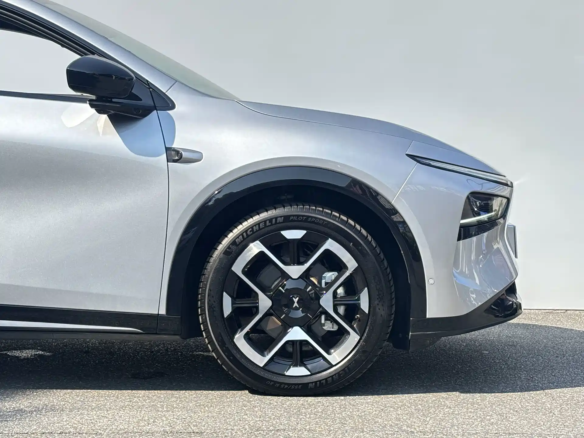 Фото 6 - XPeng G7