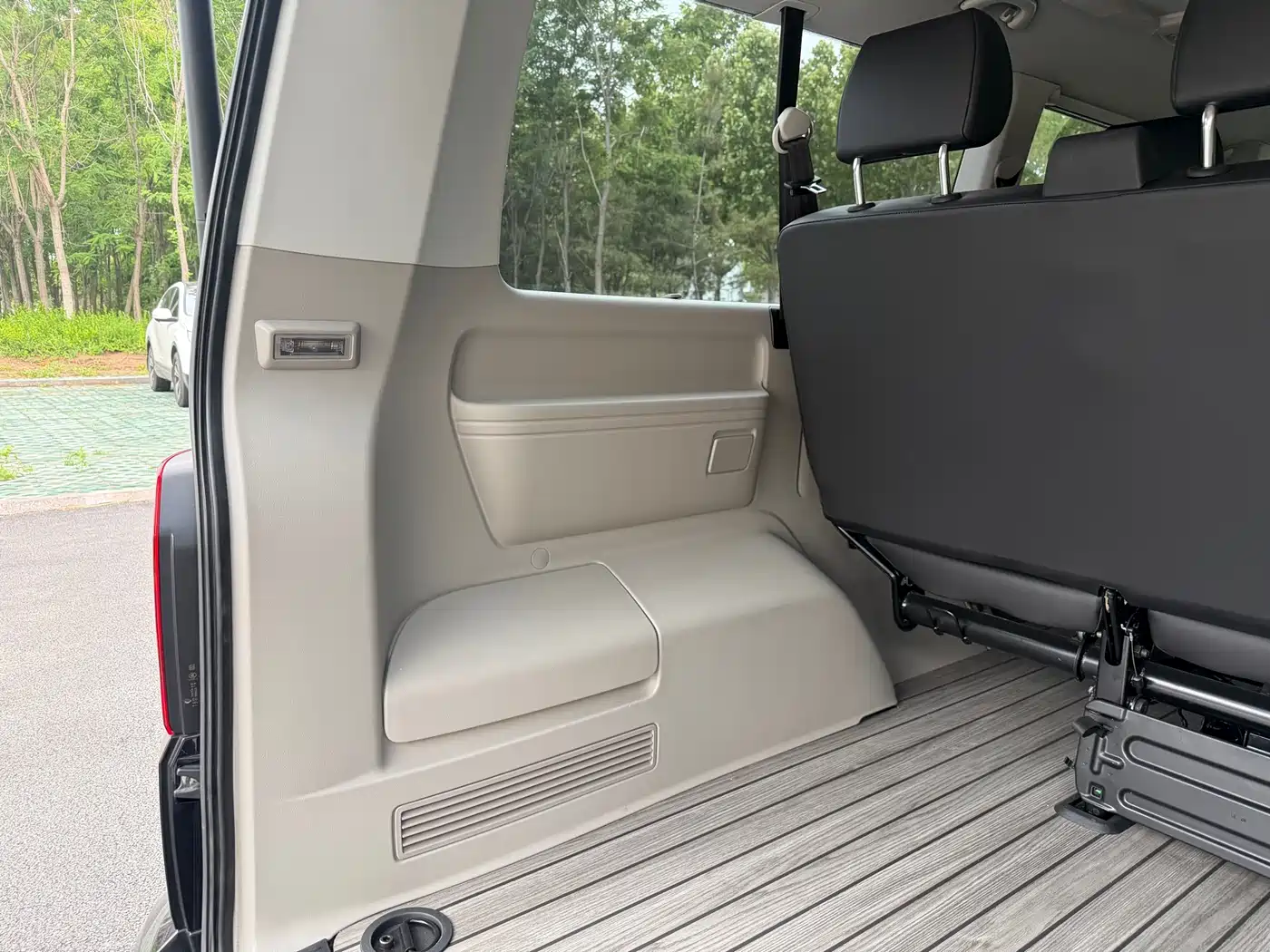 Volkswagen Caravelle 2019 2.0TSI 4WD Comfort 7-seater фото 20