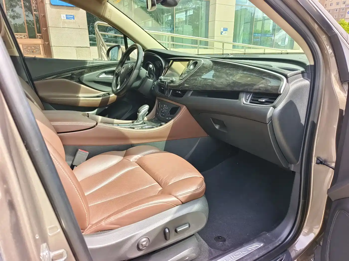 Buick Envision Plus 2016 28T All-Wheel Drive Ultimate Sport Flagship фото 10