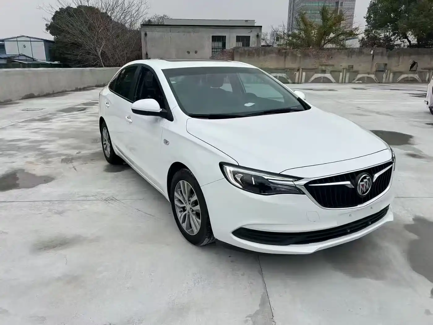Buick Excelle 2019 18T Automatic Connected Elite (China V) фото 2