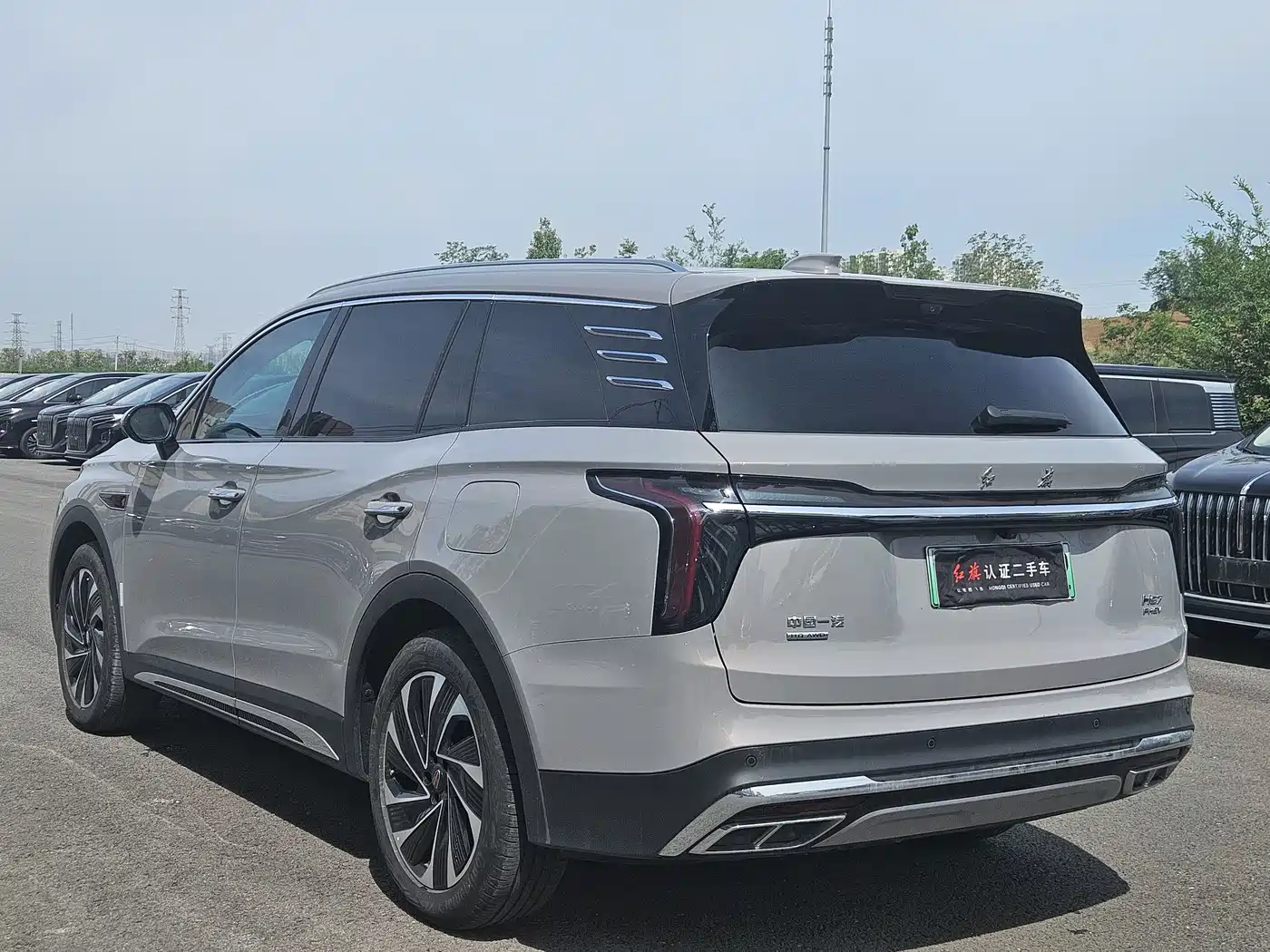 Hongqi HS7 PHEV 2024 2.0T PHEV AWD Flagship 6-Seater фото 7