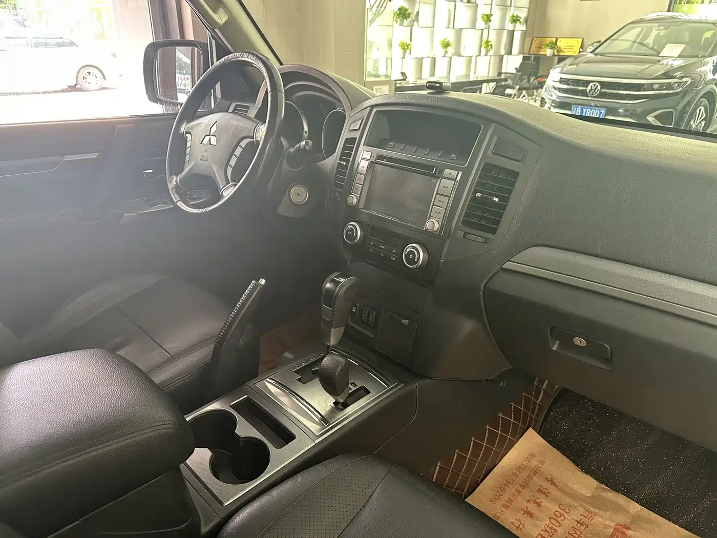 Mitsubishi Pajero (Import) 2012 3.0L Elite Plus Edition фото 10