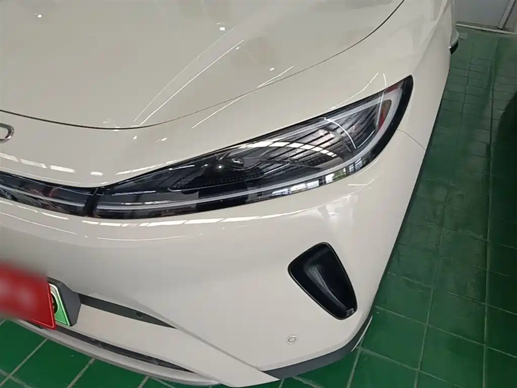 BYD Hai Shi 05 EV 2025 520KM Flagship Smart Navigation Edition фото 24