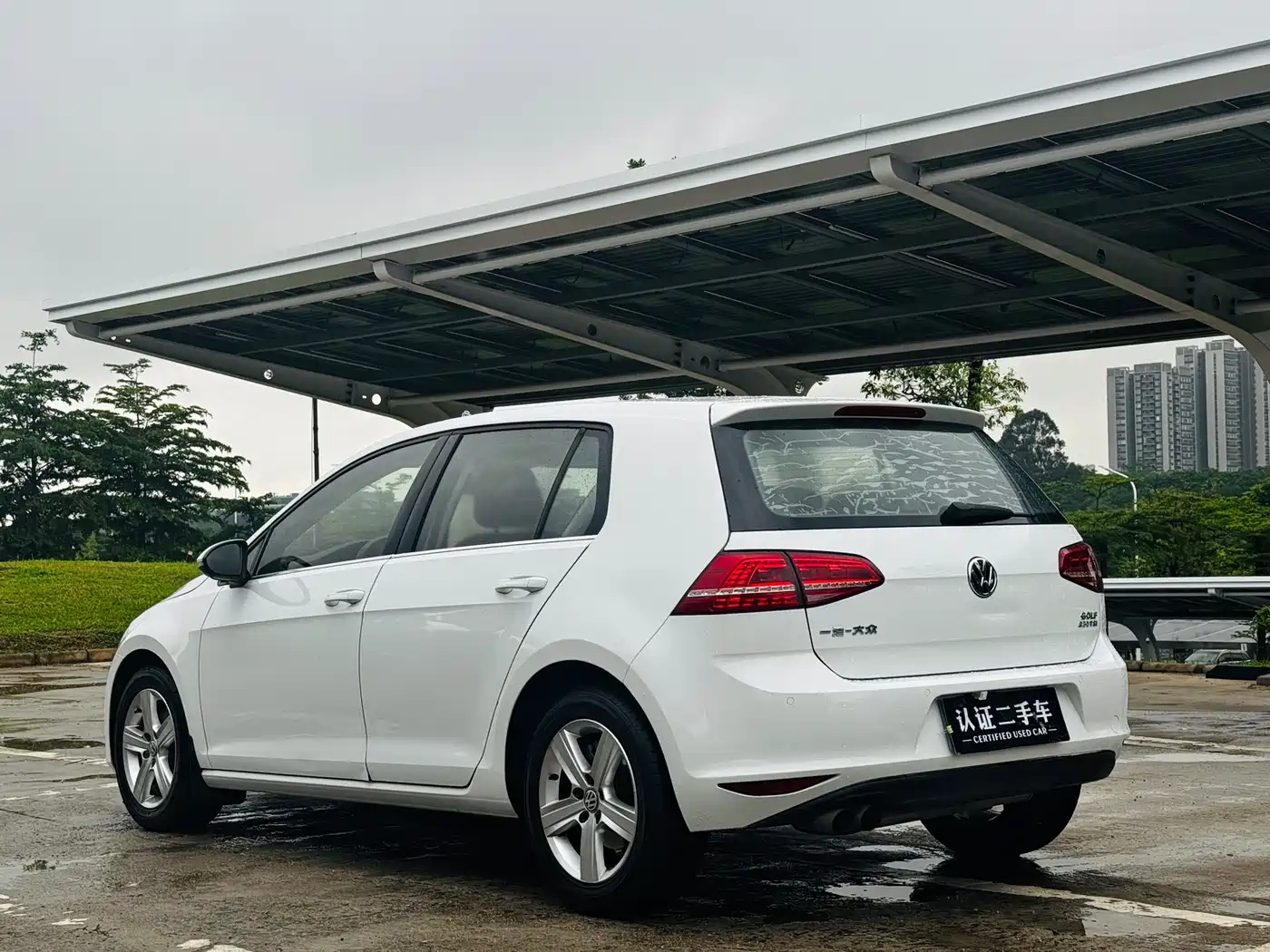 Volkswagen Golf 2016 230TSI Automatic Comfort фото 19