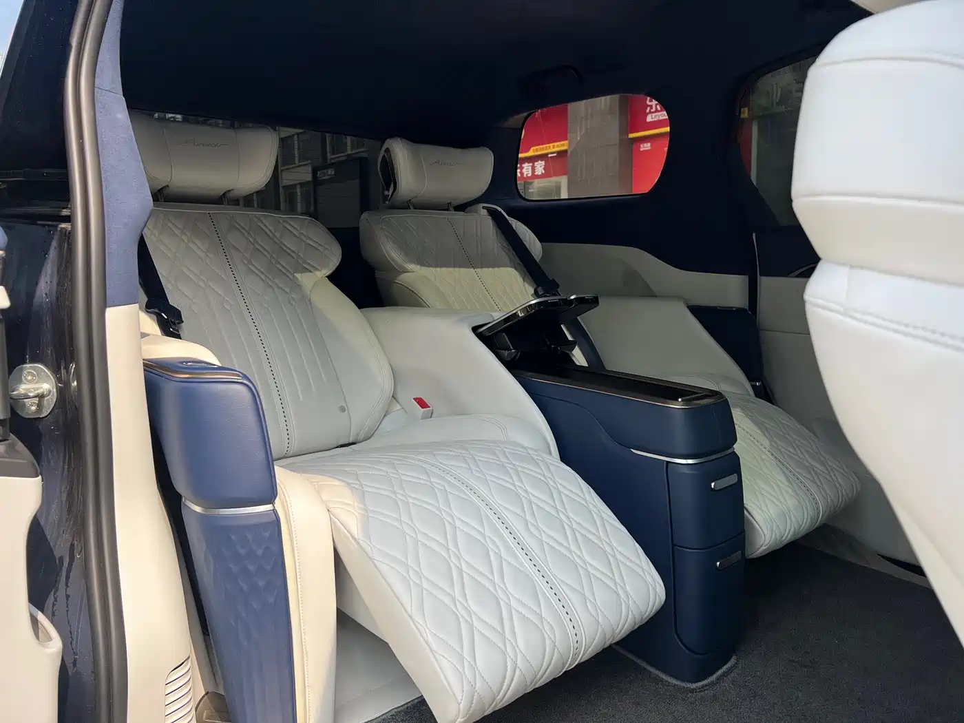 Buick GL8 2021 Avenir Aivia 4-Seater Prestige Edition фото 7