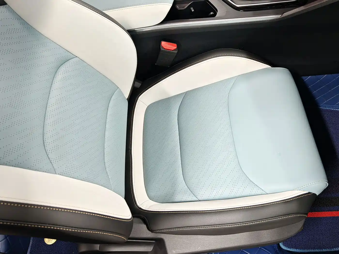 Geely Emgrand S 2023 2022 1.4T CVT Crossover Player