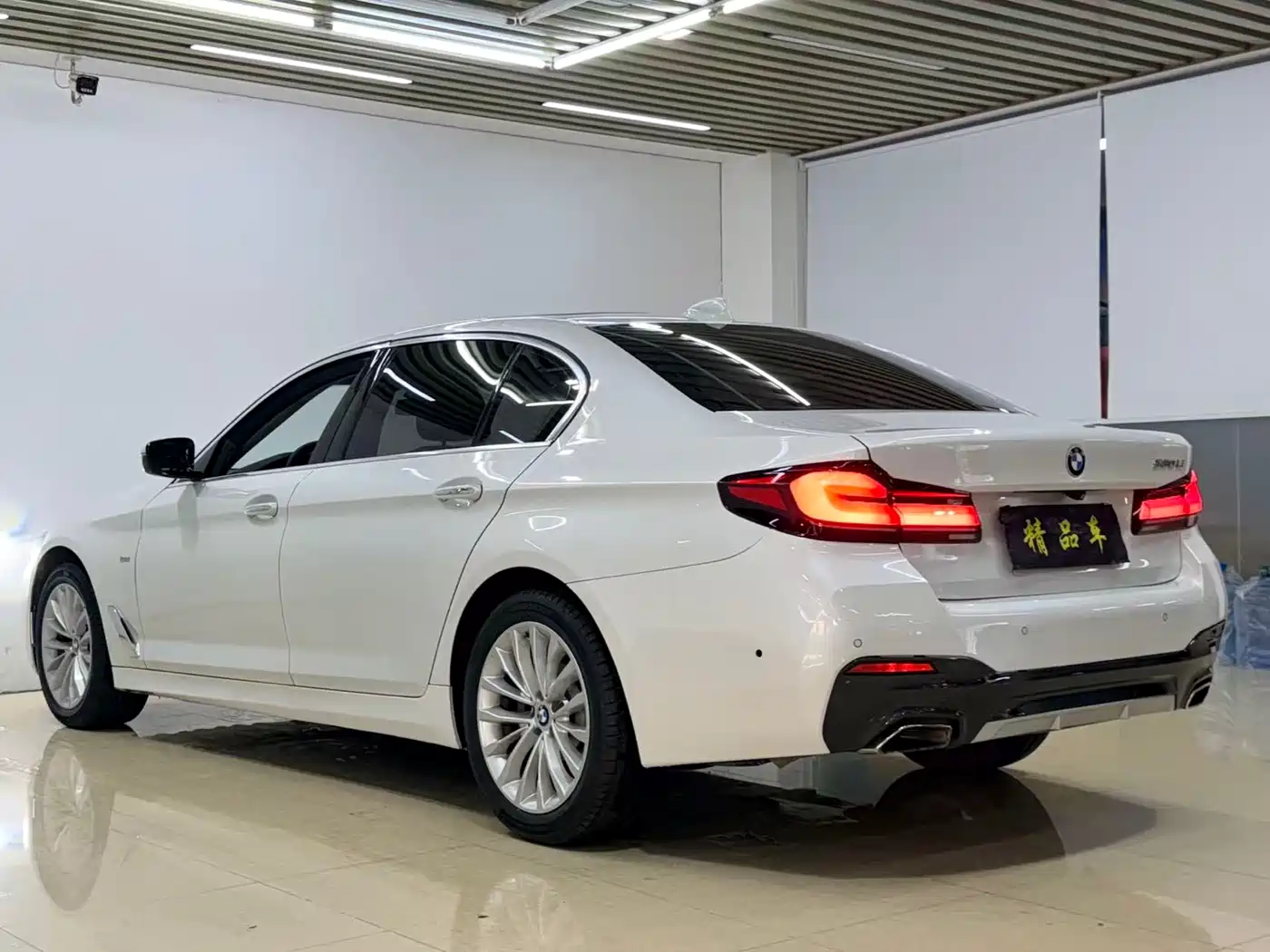 BMW 5 Series 2018 Facelift 530Li xDrive Luxury Package фото 9